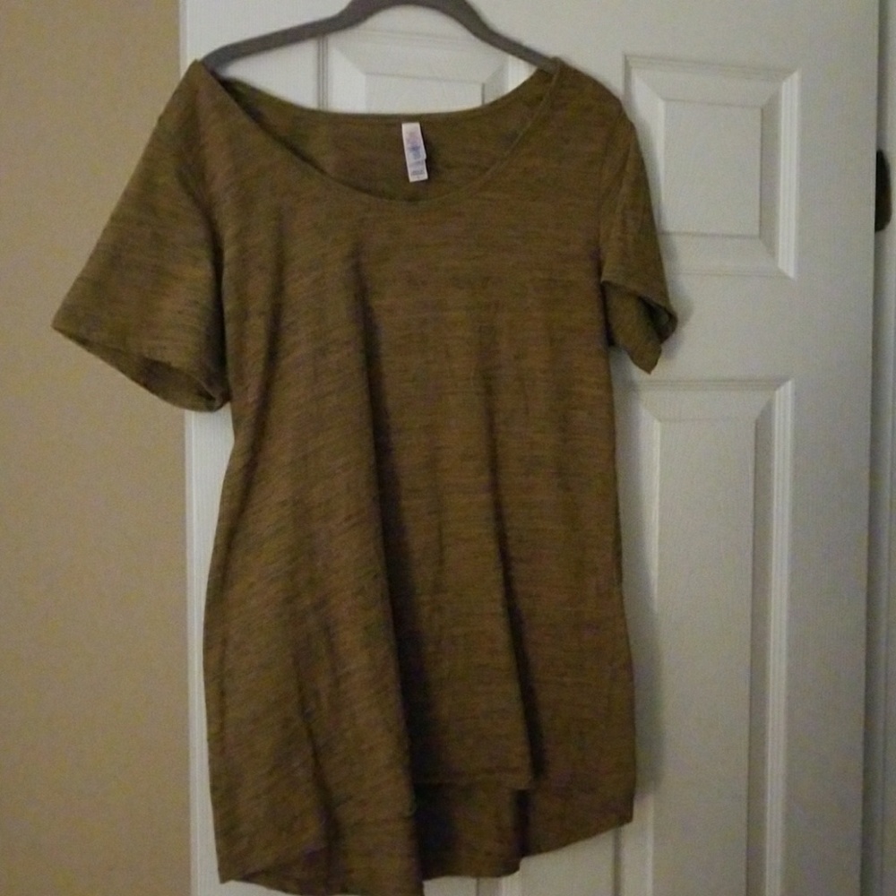 Lularoe Classic Tee