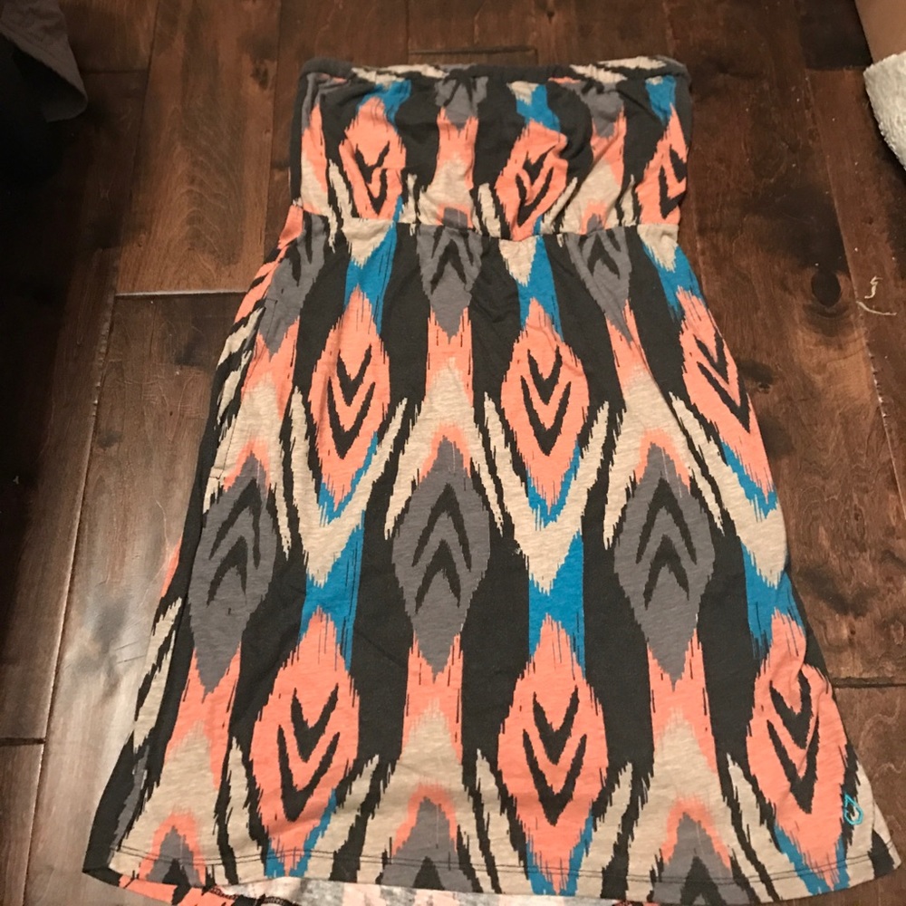 Strapless volcom dress