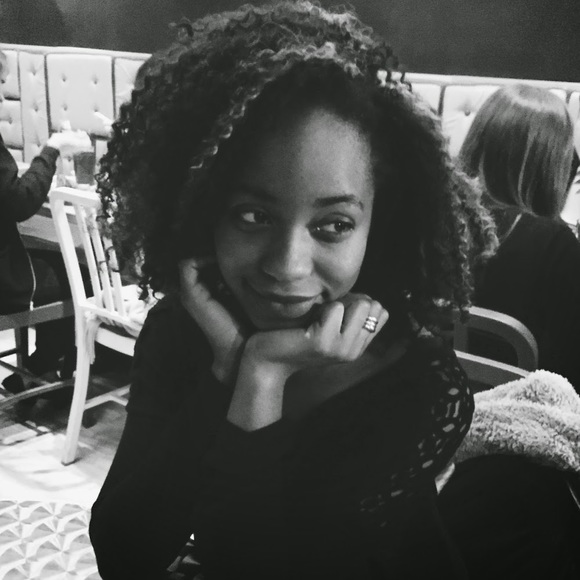 Meet your Posher, Ashley - Picture 1 of 1