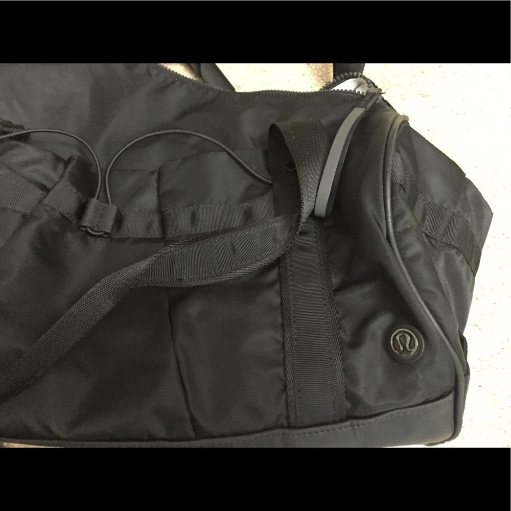 Lululemon gym bag!!