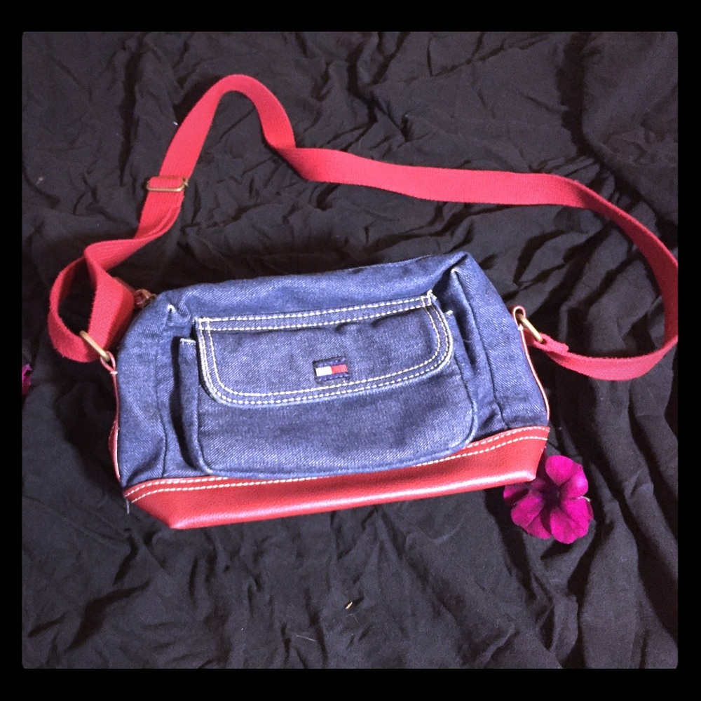 Vintage 90s TOMMY HILFIGER denim crossbody bag
