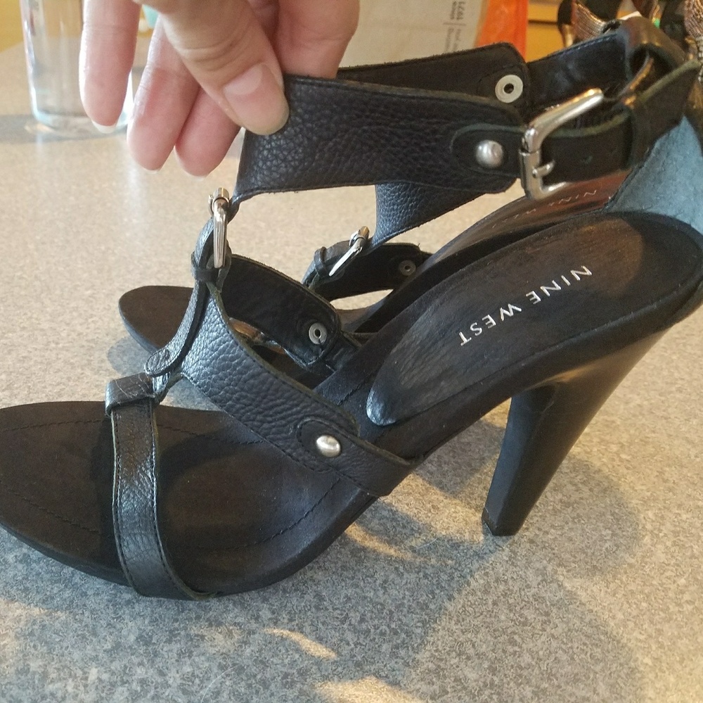 Brand New Nine West Strappy Sandal Heels 10