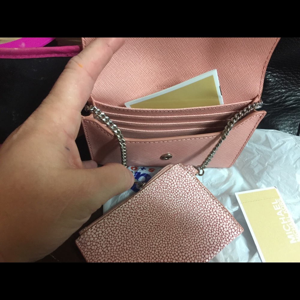 Micheal kors wallet 2 in one