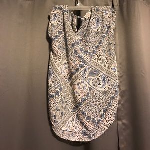 Patterned short sleeve shirt