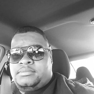 Meet your Posher, Emmanuel