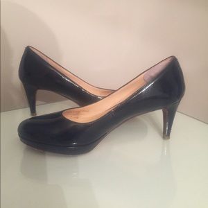 Cole Haan Nike Air Patent Leather Pumps Navy