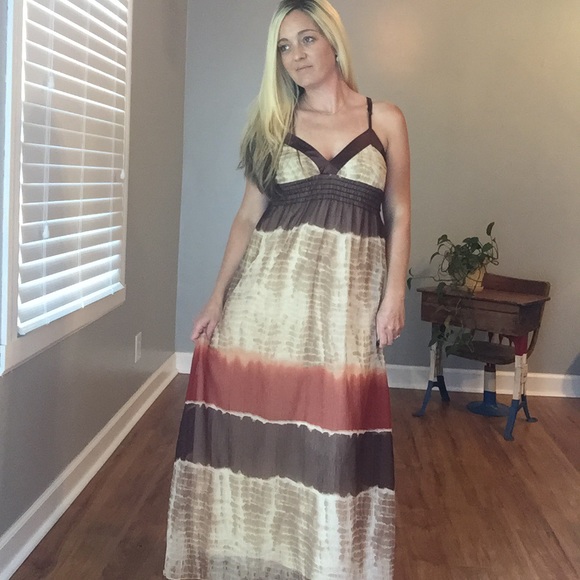 Ombré Maxi Dress - Picture 2 of 6