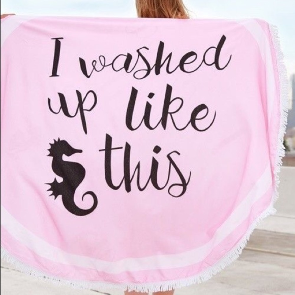 Round beach towel