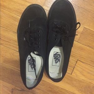 Low top black vans