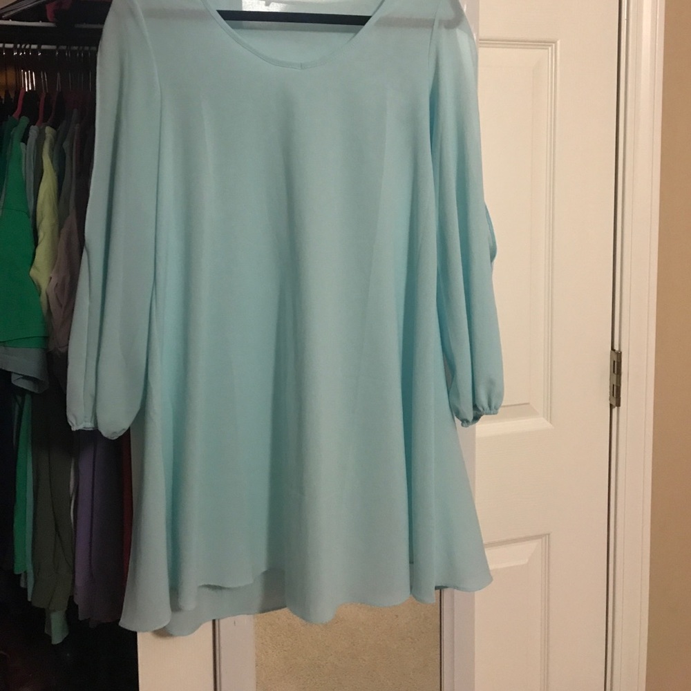 blue dress