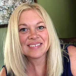 Meet your Posher, Toni