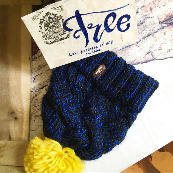 Accessories - Cozy Hat FREE WITH PURCHASE OF ANY ITEM.