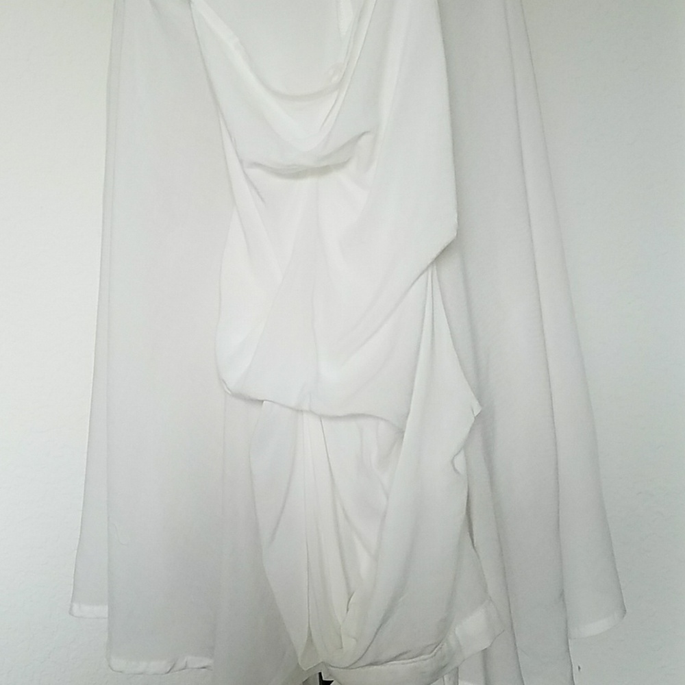 Pretty Ivory Cold Shoulder Top - Picture 7 of 7
