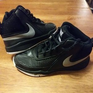 Nike team hustle D7