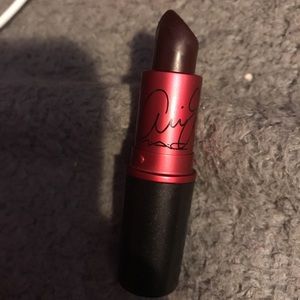 MAC Ariana Grande Lipstick