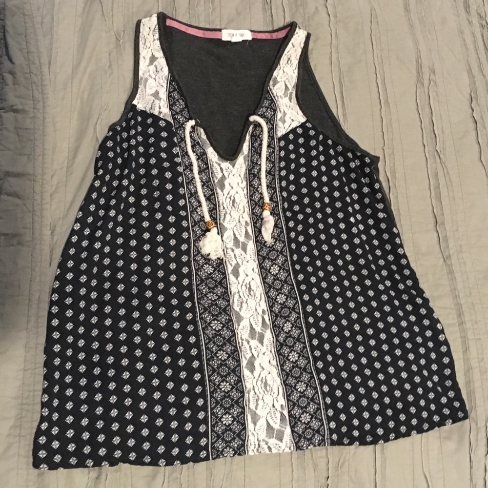 Multi print navy and white tank