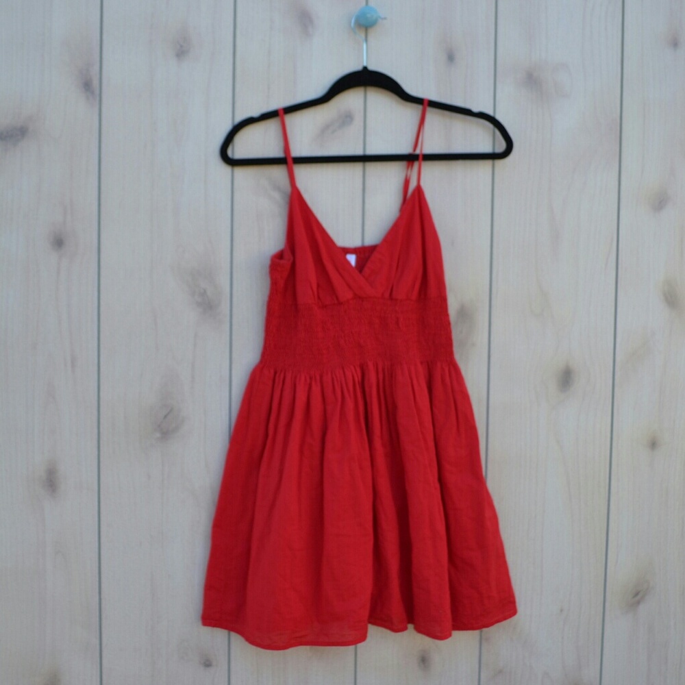 🚨 RED DRESS🚨