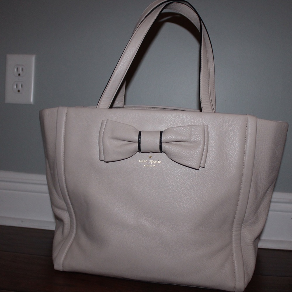 Brand New Kate Spade Handbag 👜♠️