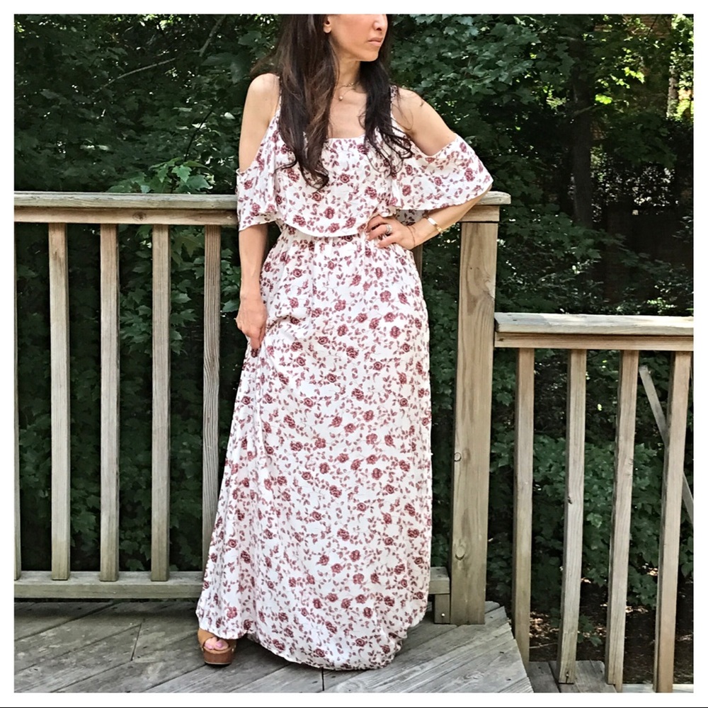 ๐ Paris maxi dress LAST ONE SALE - Picture 6 of 6