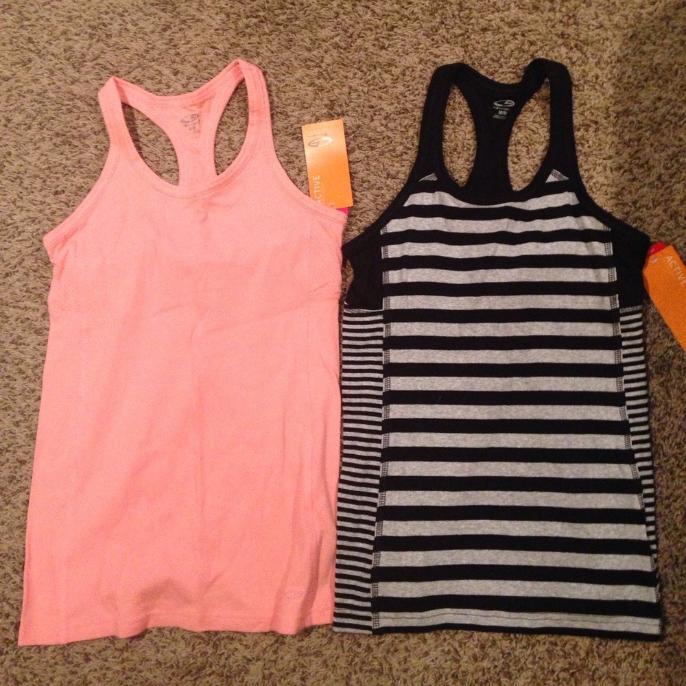 2 Target Champion Athletic Active Tank Tops Medium