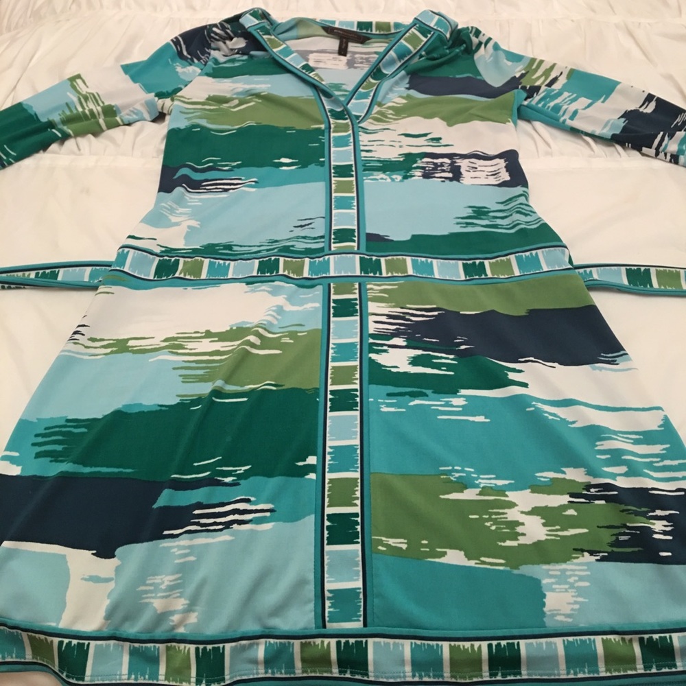 Multi colored mid sleeved dress