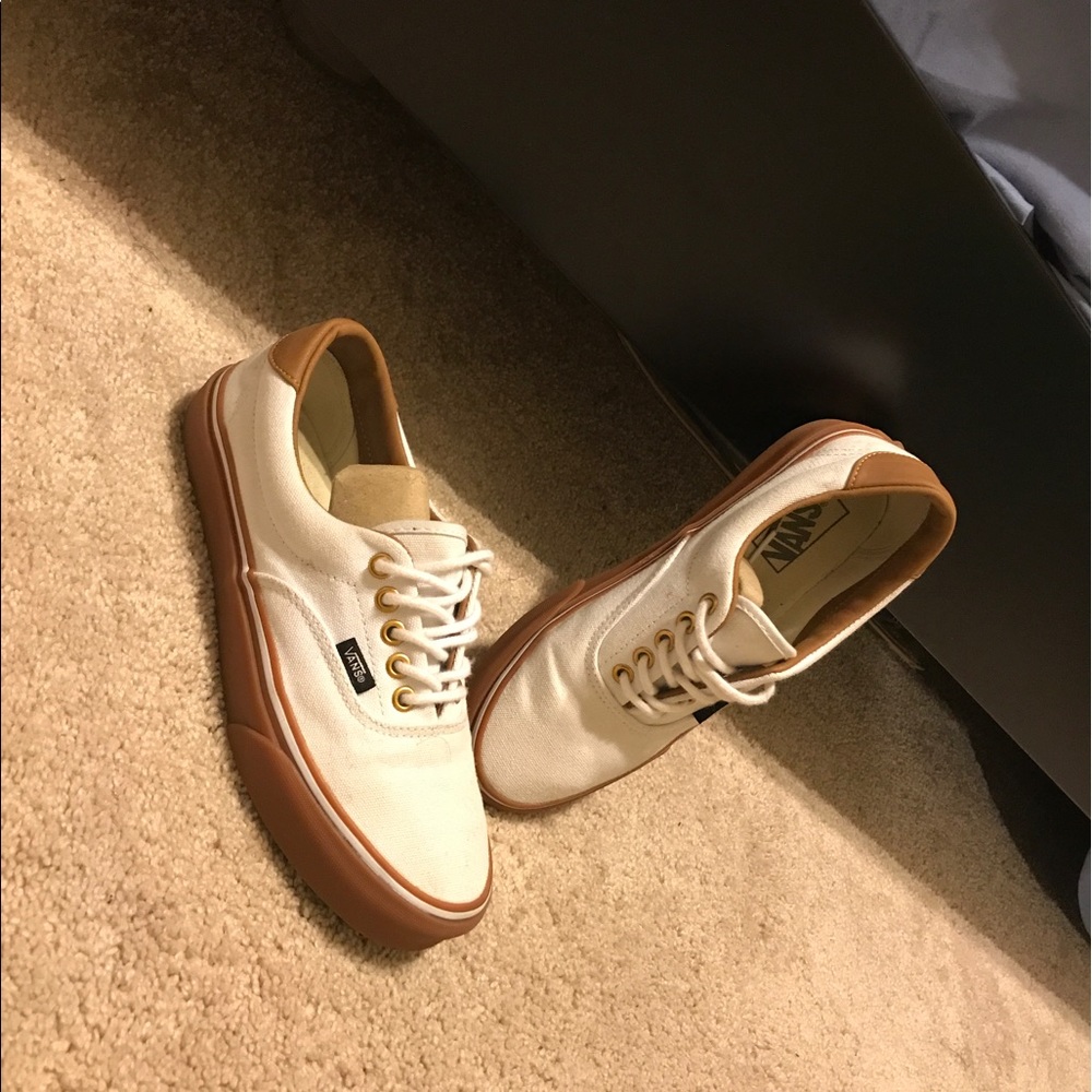 Gum bottom vans