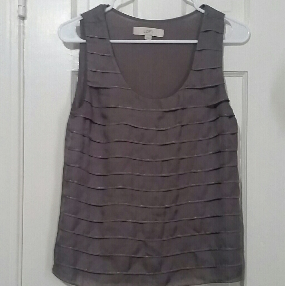 Loft XS sleeveless blouse