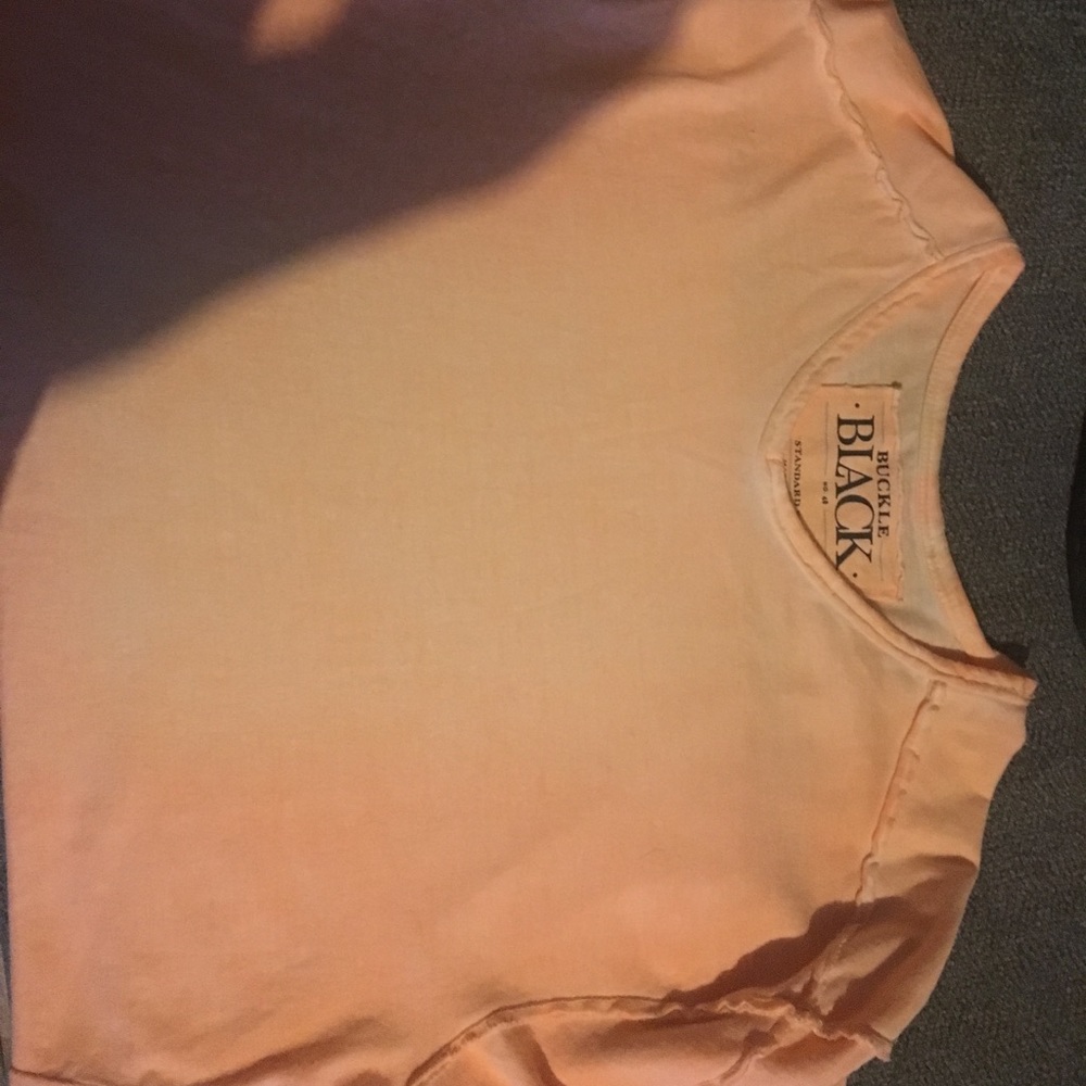 Men's Buckle Black V Neck T Shirt NWOT