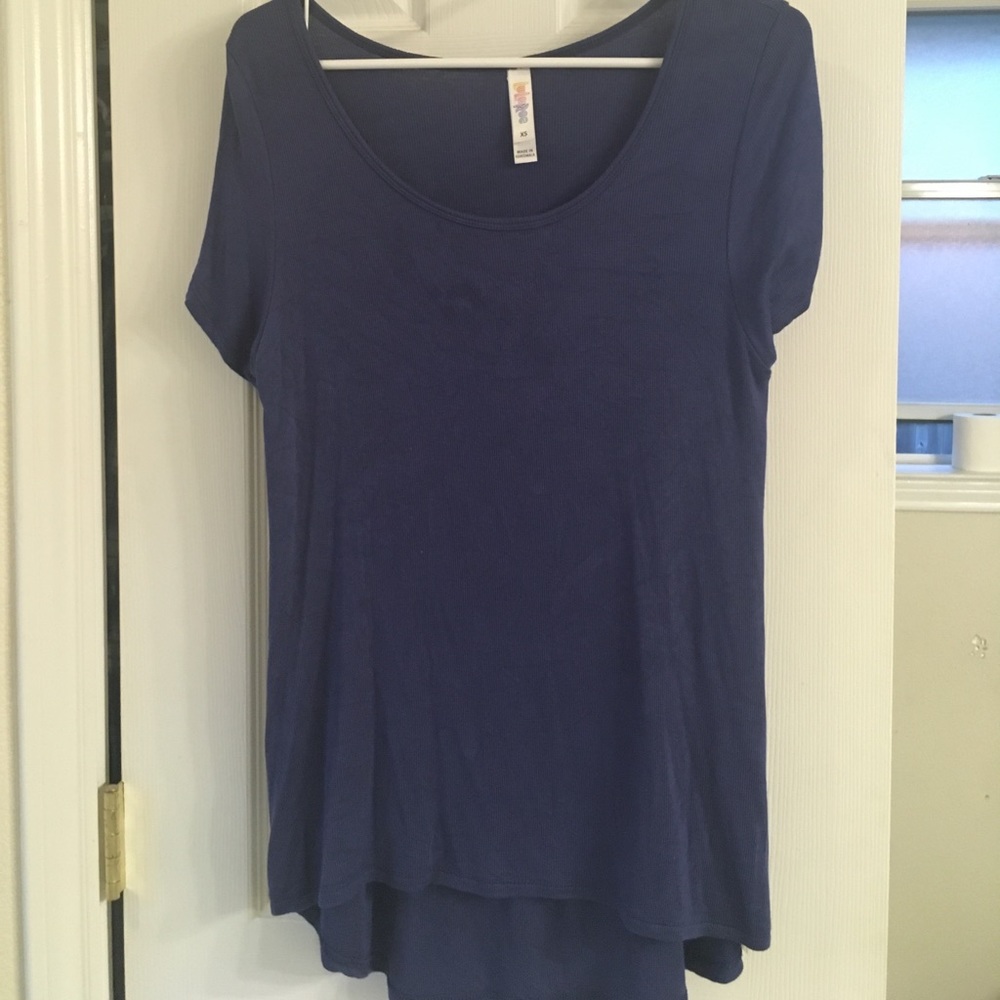 Lularoe tee