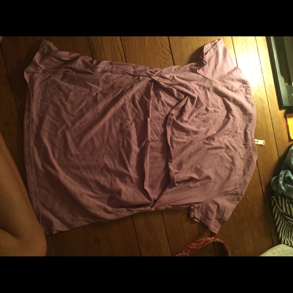 Open back athletic tee