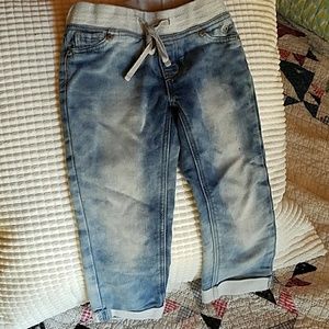 Justice cropped jeggings.