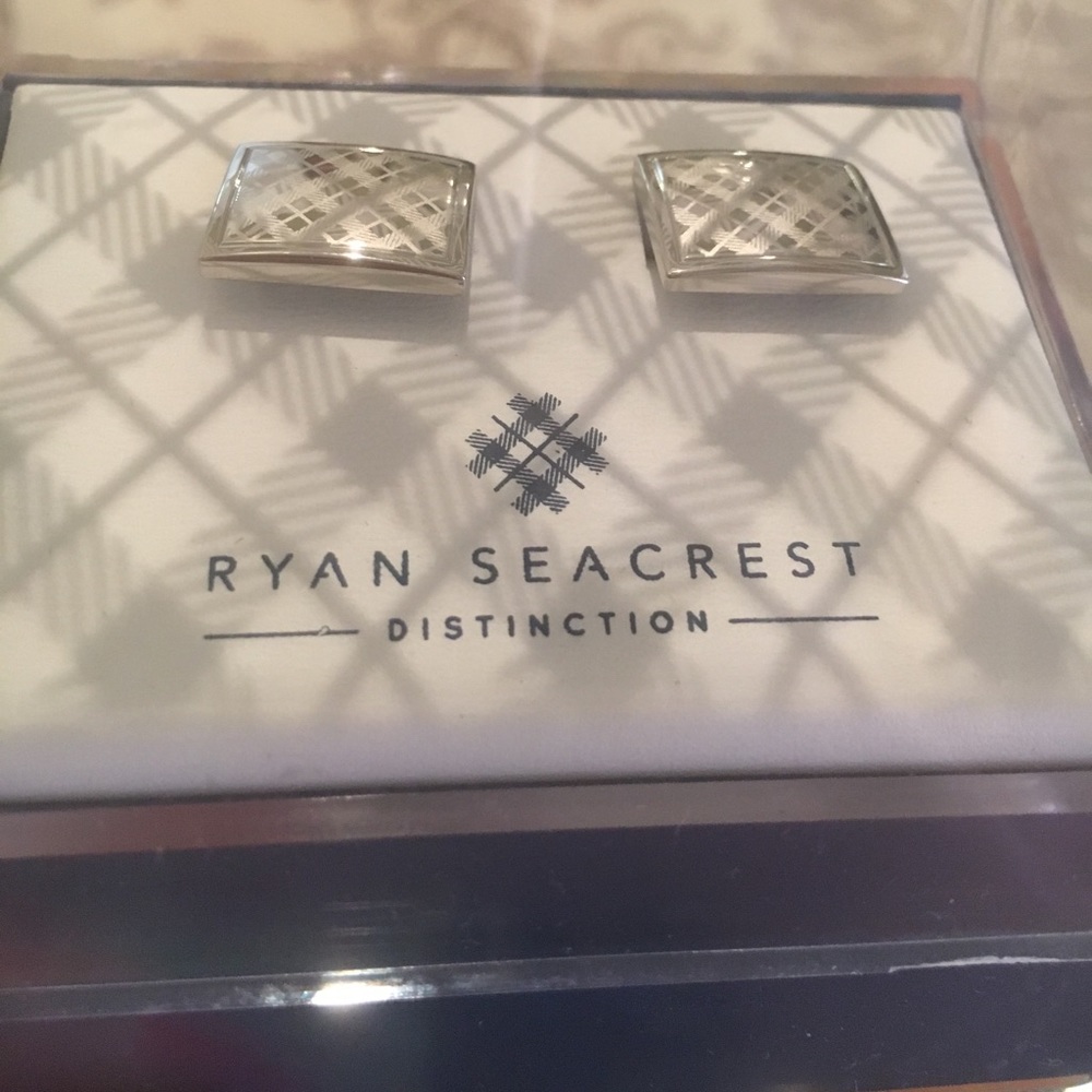 Ryan Seacrest Silver Rhodium Cuff Links - Picture 2 of 3