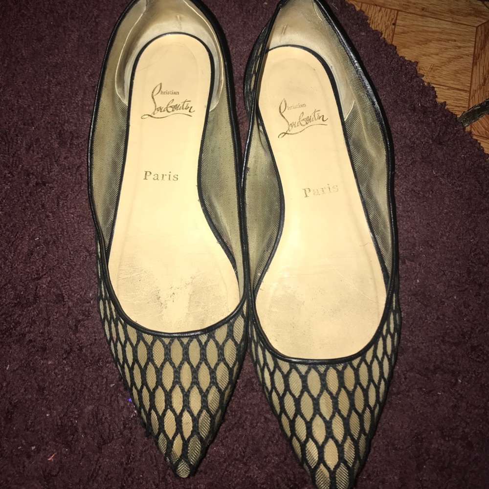 Authentic Louboutin flats ! Very comfy