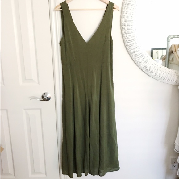 Urban Outfitters Green Wide-Legged Jumpsuit! - Picture 1 of 3