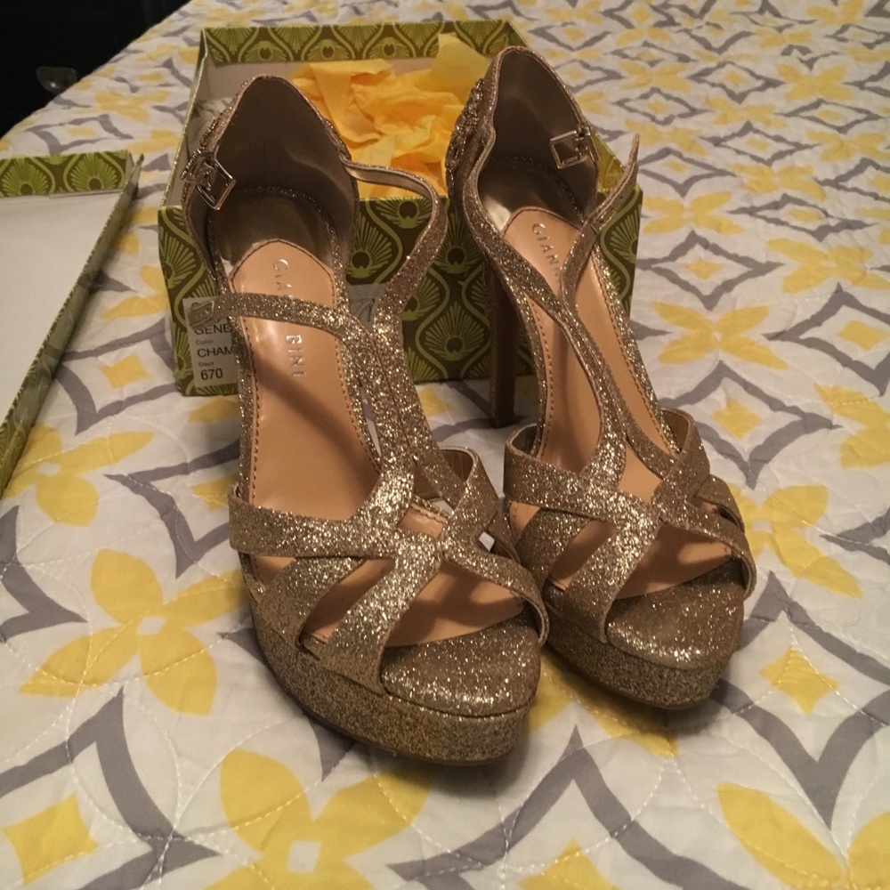 Gold Gianni bini dress shoes