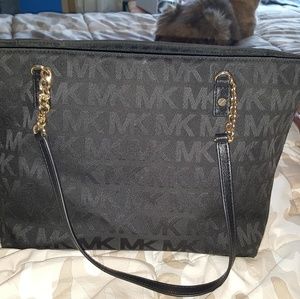 AUTHENTIC Michael Kors