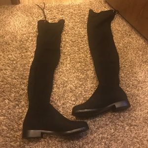 Flat suede thigh boots