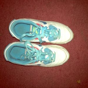 White and blue Nike air maxes