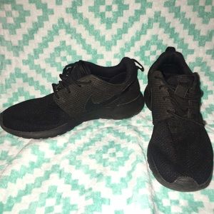 Nike Roshes