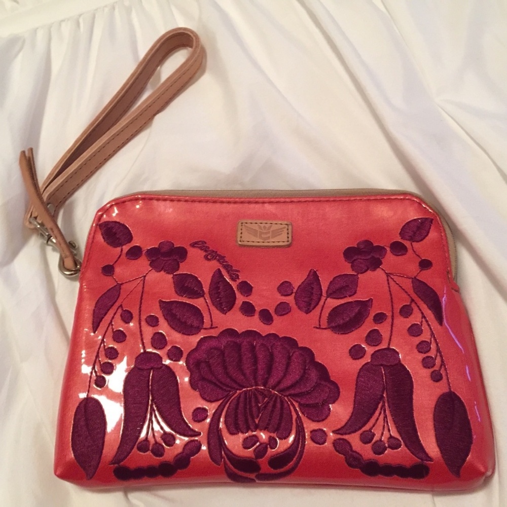 Consuela wristlet