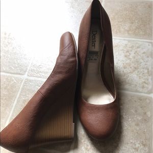 Never worn cognac colored wedges