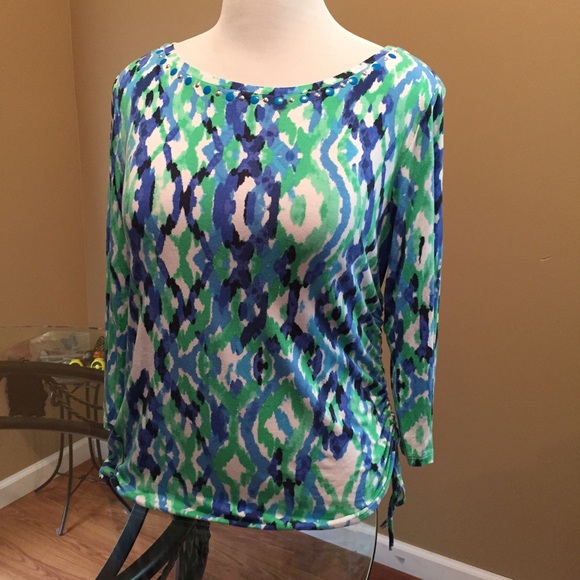 Ruby Red Top - Picture 1 of 2