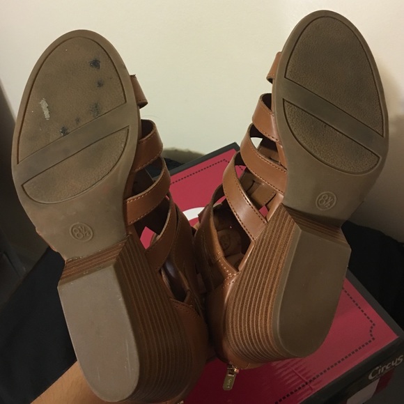 🔴SOLD🔴 - Picture 3 of 4