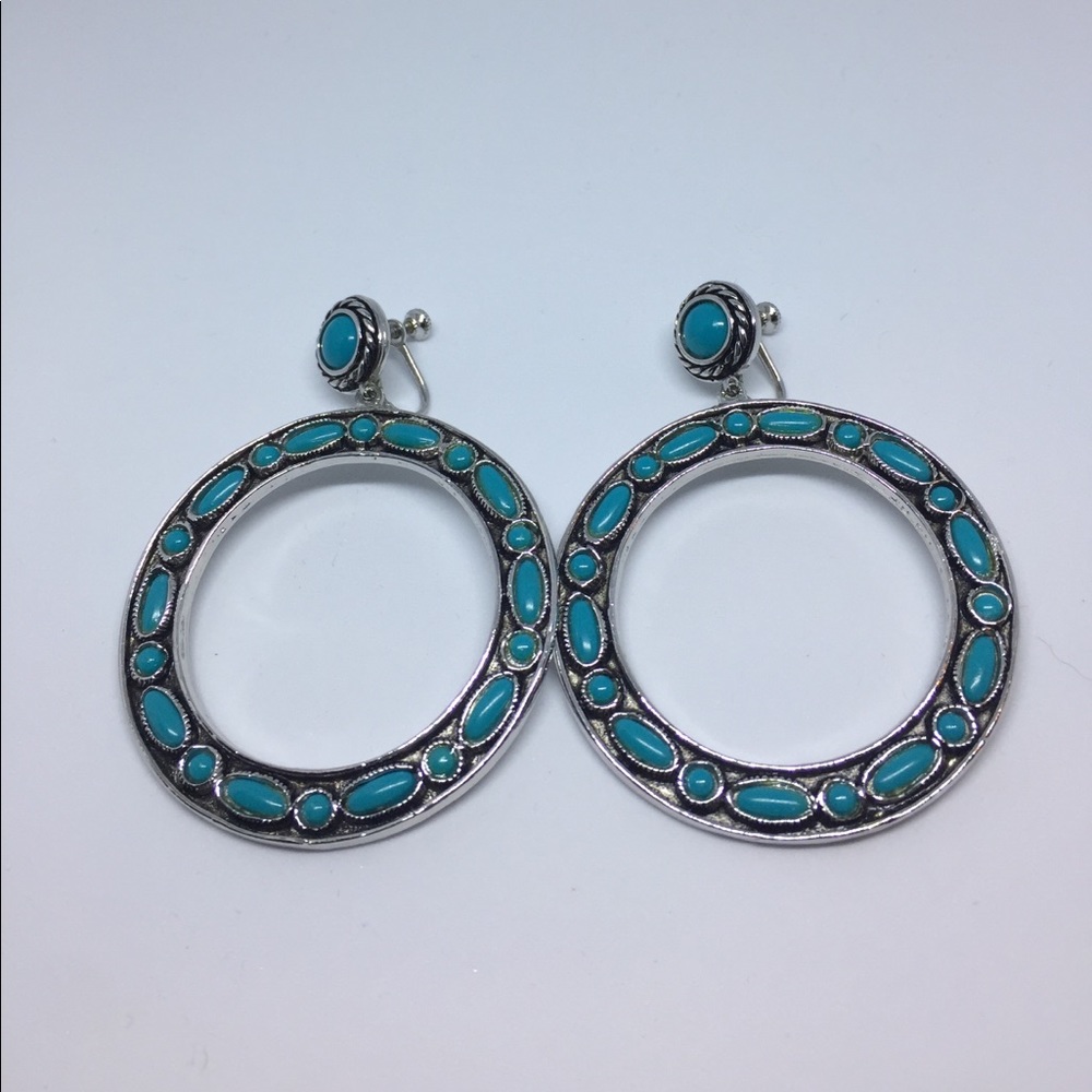 Faux Turquoise/Silver Screw-back Vintage Earrings