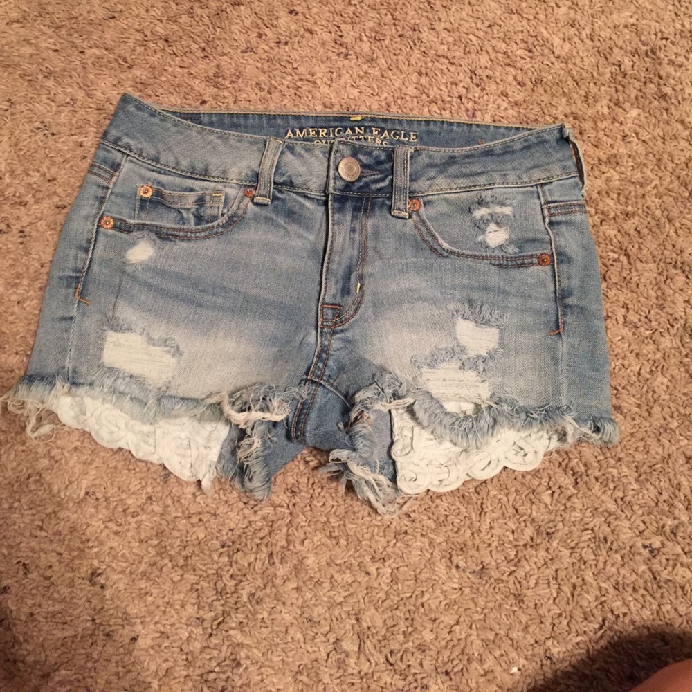 American eagle shorts size 4