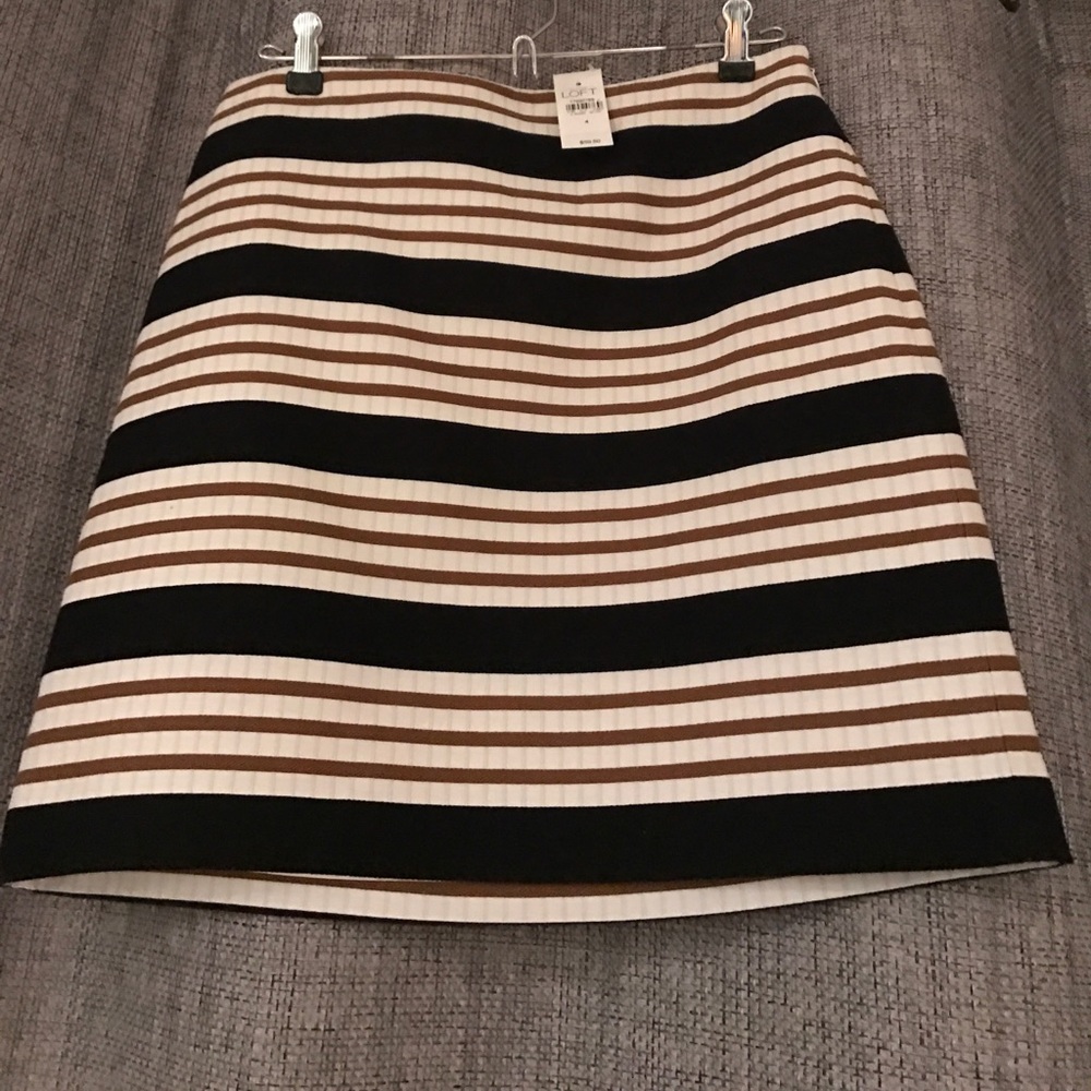 Loft mini skirt NWT
