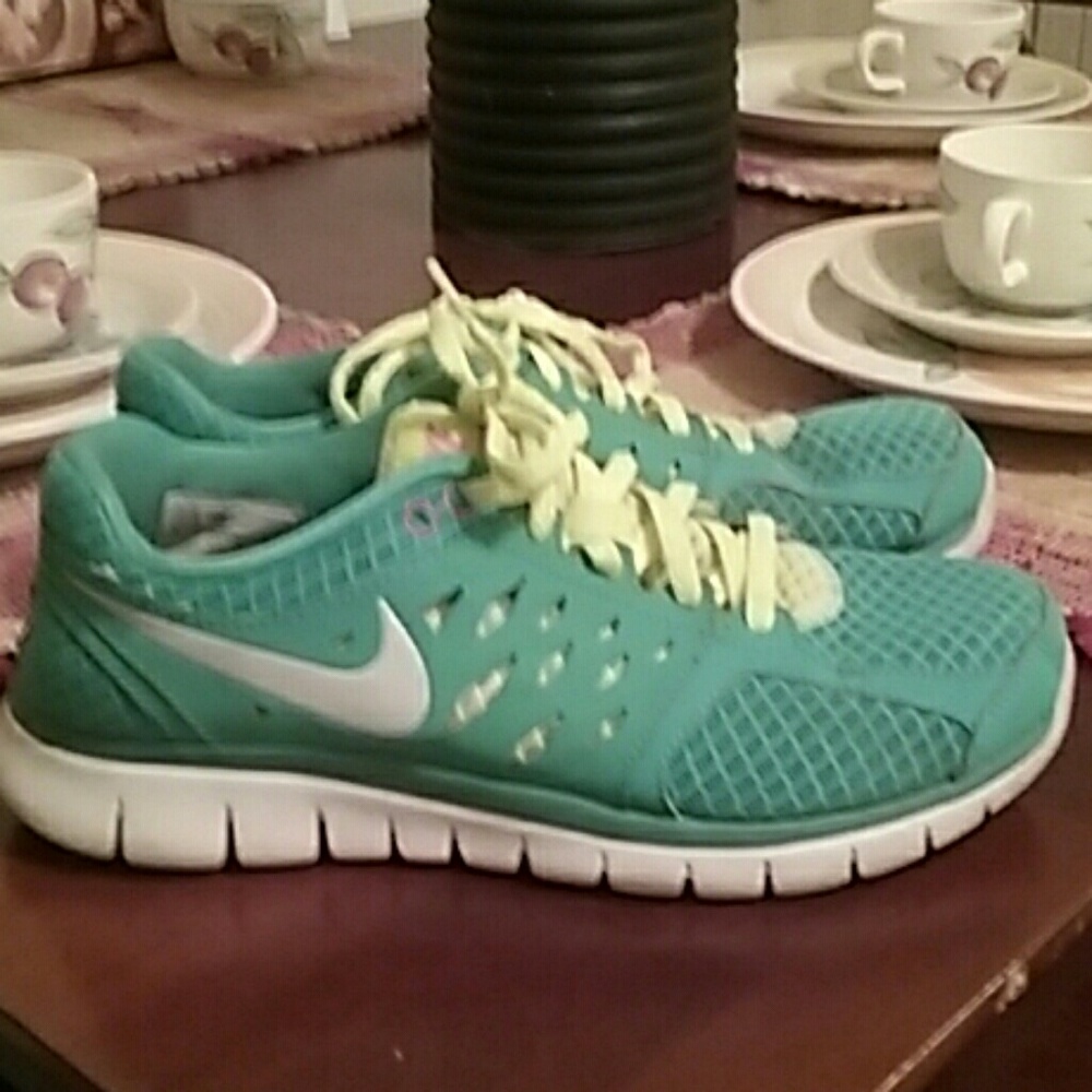 Nike airs - Picture 2 of 4