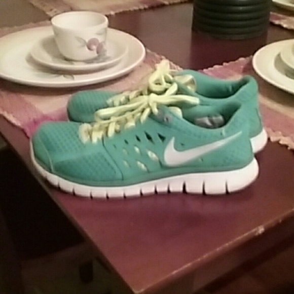 Nike airs - Picture 3 of 4