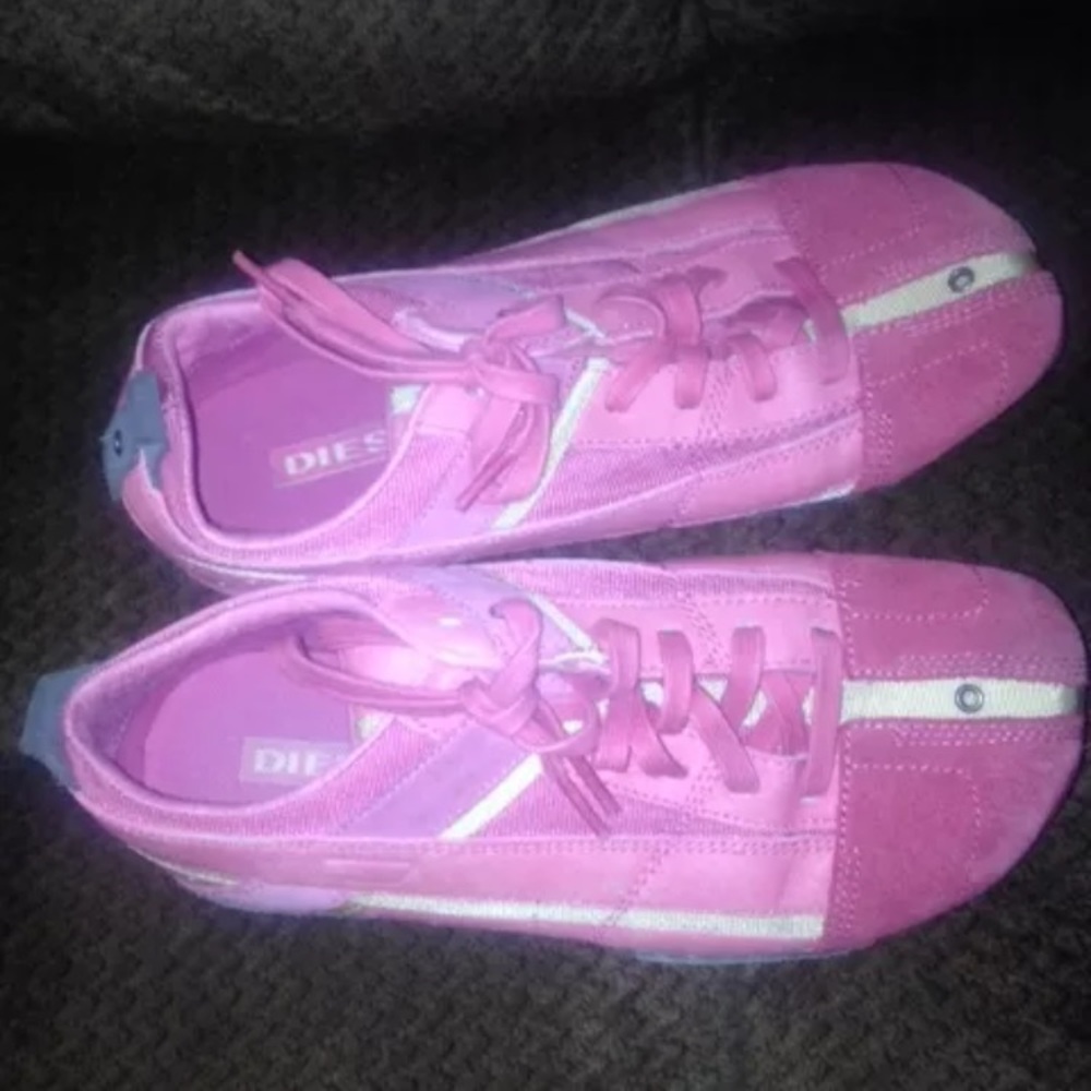 Diesel pink sneakers tennis shoes size 8 EUC rare
