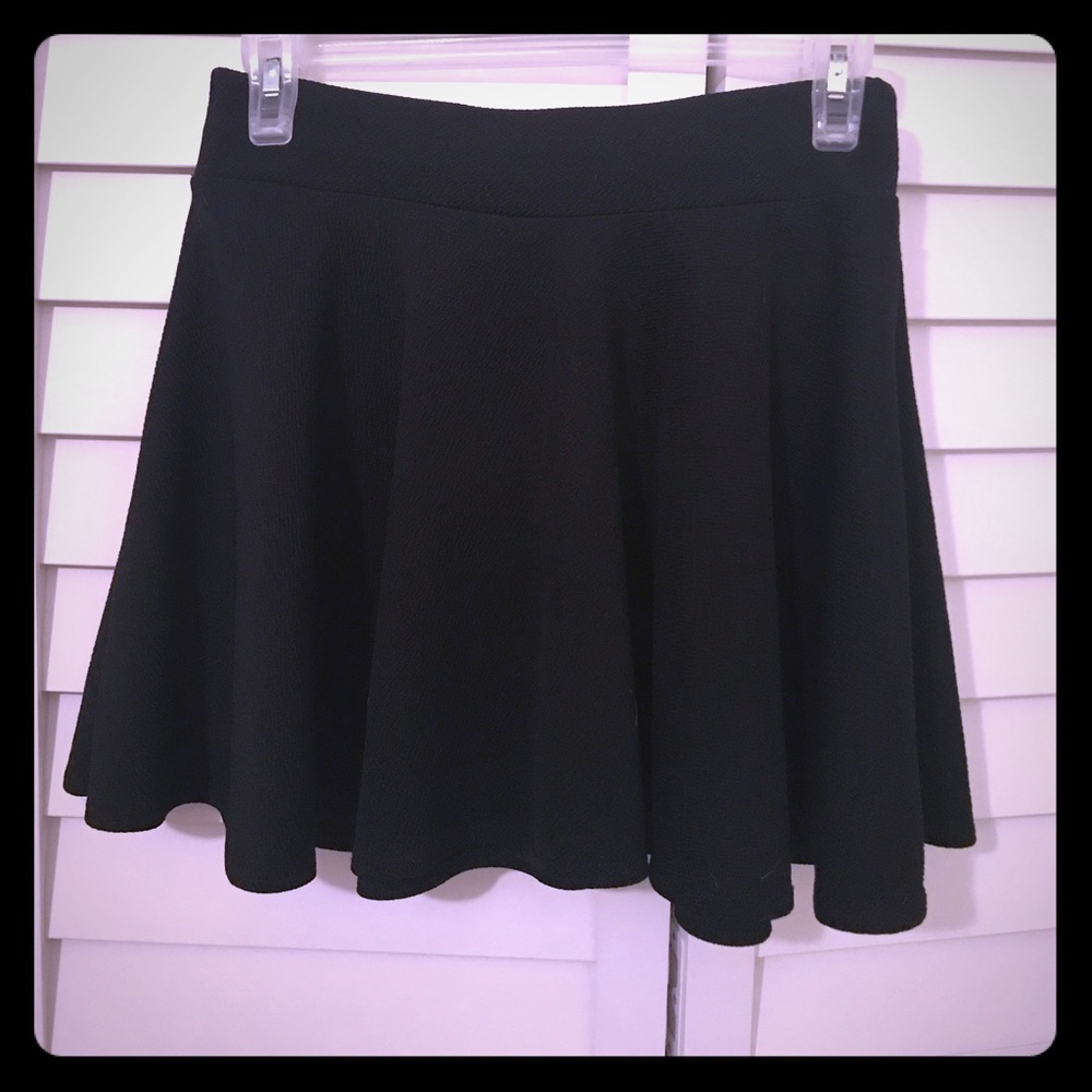 Black stretch mini skirt